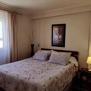 Familie appartement, 2 slaapkamers, terras, uitzicht op de stad | Gratis wifi