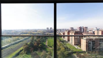 ์๋ฐ ์์ค์์ ๋ณด๋ ์๋ด ์ ๋ง