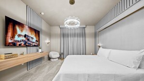10 slaapkamers, een strijkplank/strijkijzer, reisbedje, wifi