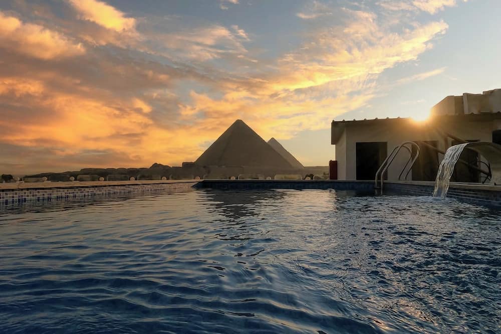 Sahary Pyramids View Hotel