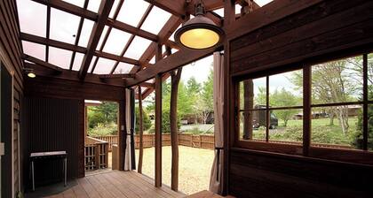 19 Dog Run Cottage Woof / Agatsuma County Gunma