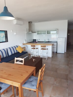 Living area - Nice apartment with wonderful sea views (Formentera)