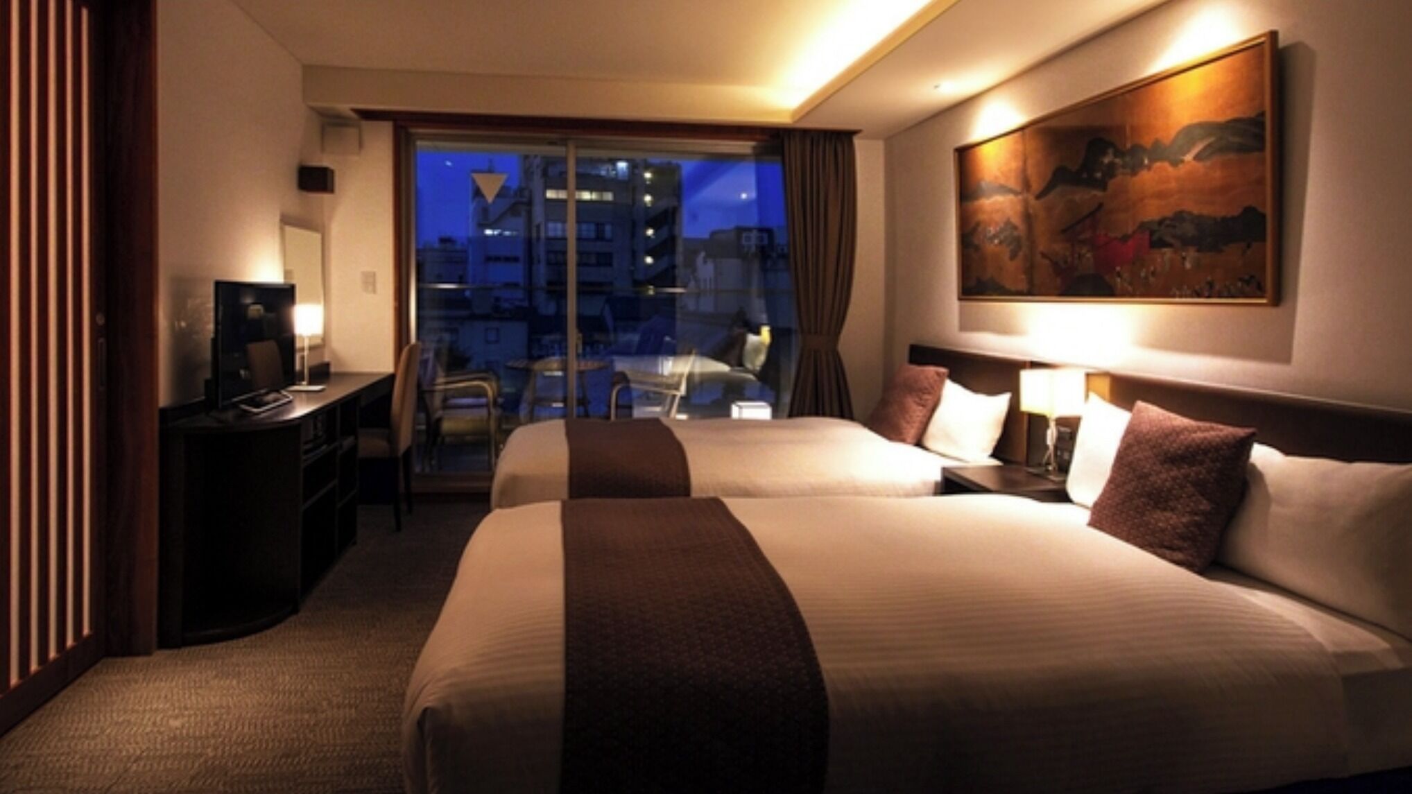 1 slaapkamer, een bureau, gratis wifi, beddengoed