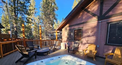 Slopeside Cabin C W Hot Tub & Slope View Parking
