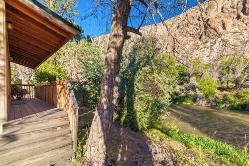 Entire cabin in Sevier, Utah, United States
