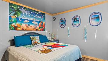 Iron/ironing board, WiFi, bed sheets, wheelchair access