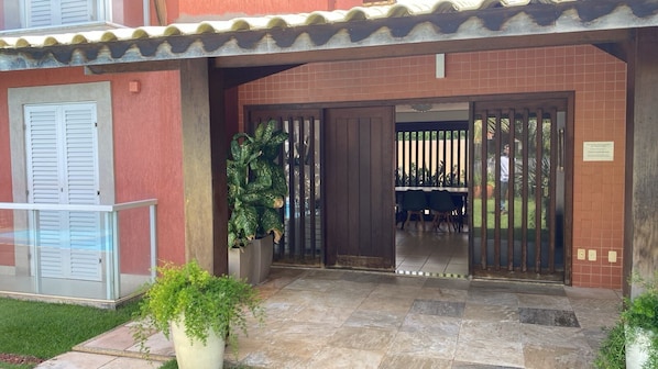 Exterior detail - House w/ Pool 200 m From the Beach Pro0003 (Camaçari)