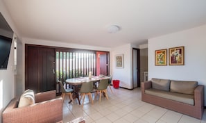 Apartment | Interior - House w/ Pool 200 m From the Beach Pro0003 (Camaçari)