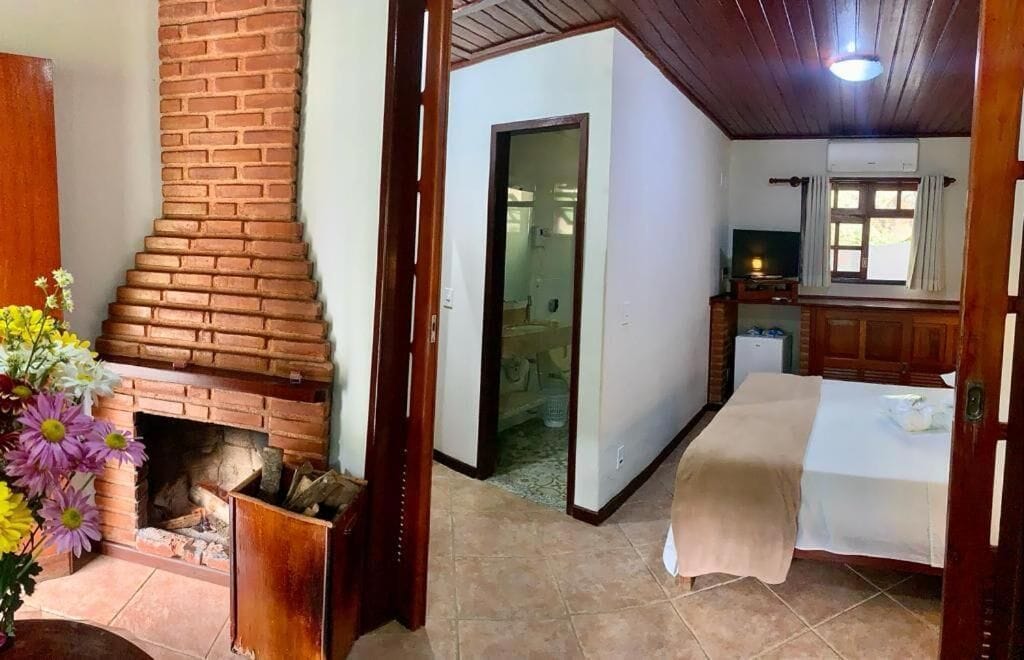 Suite superior, vistas al jardín | Wifi gratis y accesible en silla de ruedas