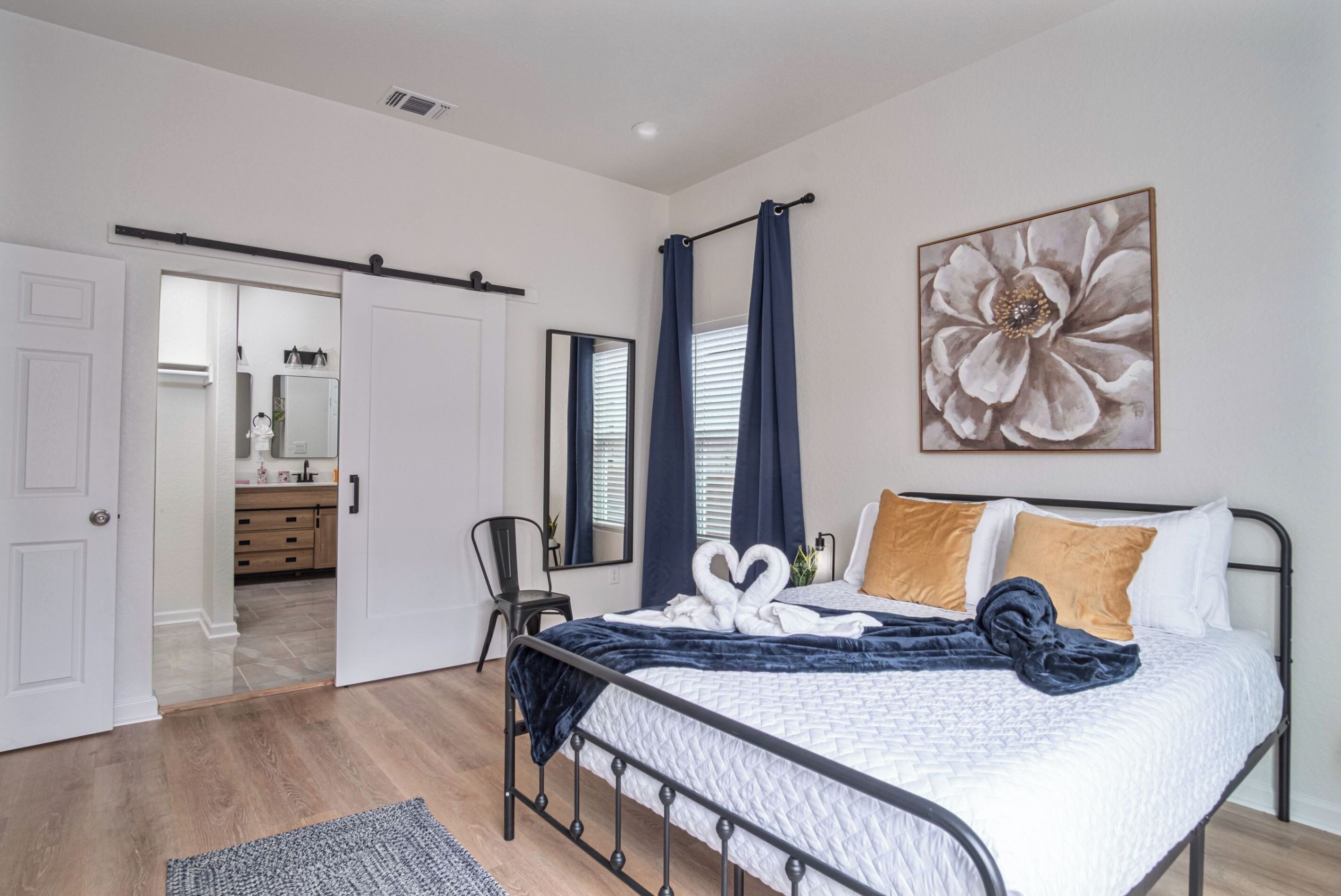 House (5 Bedrooms) | 5 bedrooms, laptop workspace, iron/ironing board, bed sheets