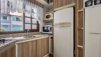 Departamento básico | Cocina privada