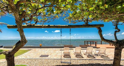 Condo. w/ Complete Leisure Facilities on the Beachfront in Itajuba - Cfis
