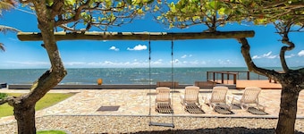 Condo. w/ Complete Leisure Facilities on the Beachfront in Itajuba - Cfis