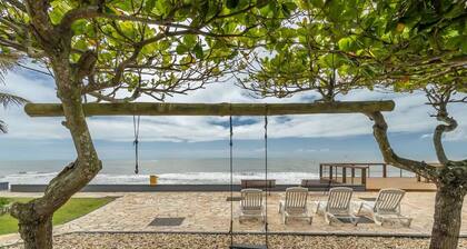 Condo. w/ Complete Leisure Facilities on the Beachfront in Itajuba - Cfis