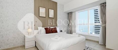 Iron/ironing board, free WiFi