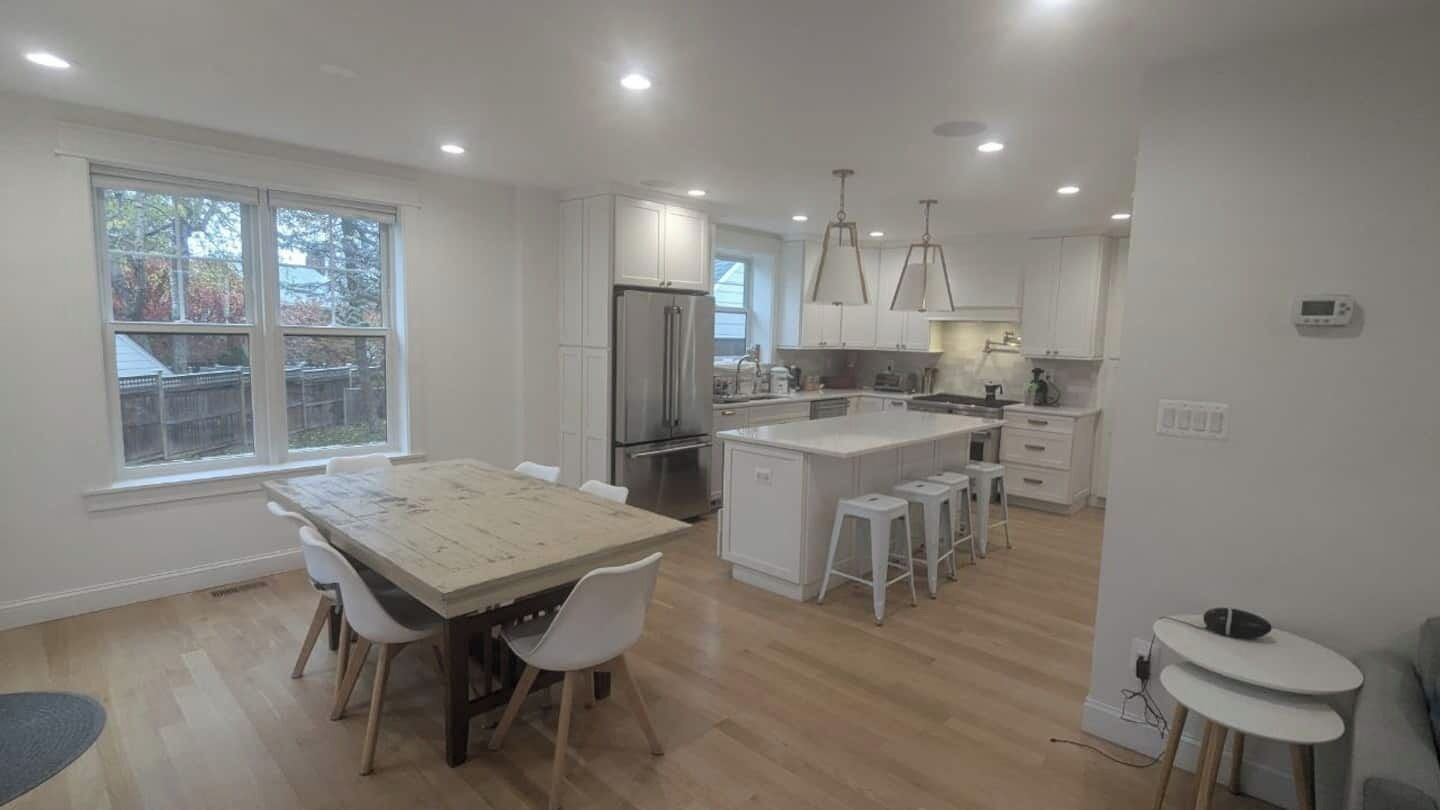 ثلاجة، ميكروويف، فرن، موقد طهي مسطح