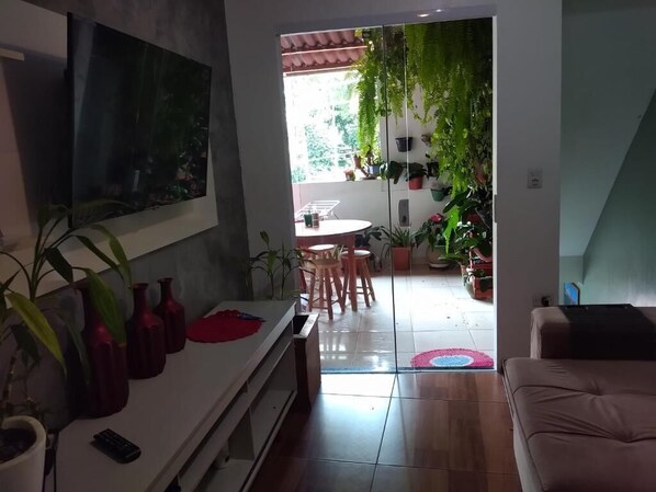 Living area - Casa da Marcinha  (São Paulo)