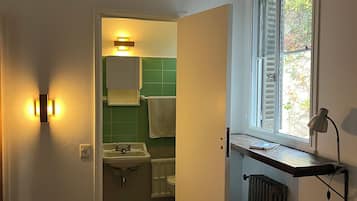 Silitysrauta/-lauta, internet, vuodevaatteet