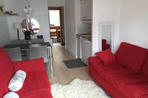 Living area - 10m from ski slopes, 5th floor, ski locker, 35m², Méribel-Mottaret (Méribel - Les Allues)