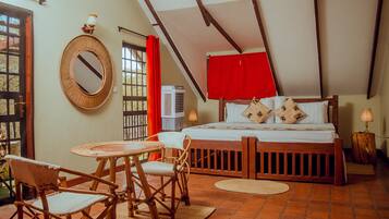 Family Room | Blackout drapes, free WiFi, bed sheets