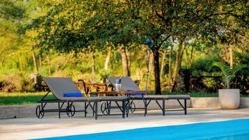 Alberca al aire libre