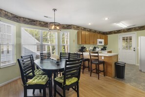 Dining - Eagle's Nest near Parkway w/Games, Hot Tub, & Sunroom (Pigeon Forge)
