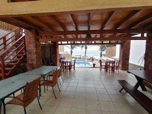 Dining room - Makani (Vichayito)