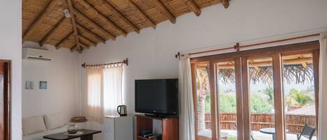 Suite Deluxe, vue partielle sur la mer