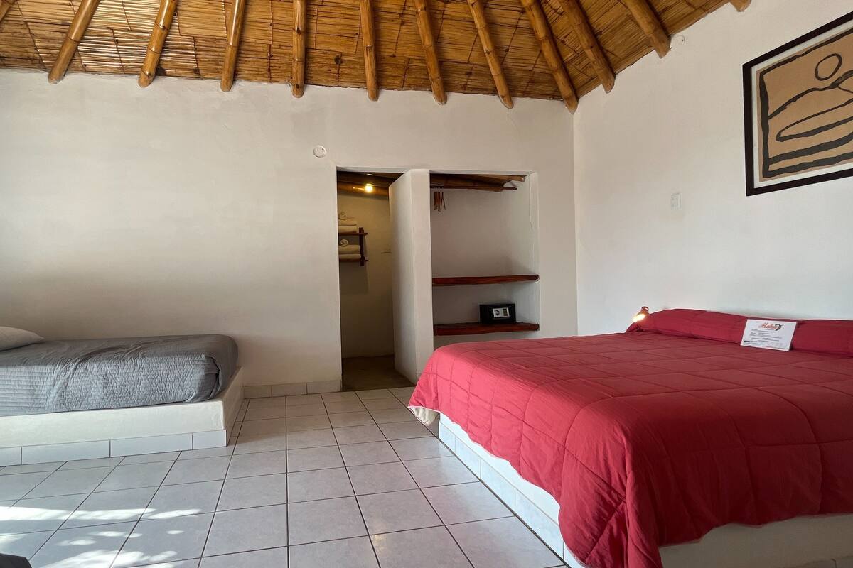 Family Quadruple Room | In-room safe, iron/ironing board, free WiFi