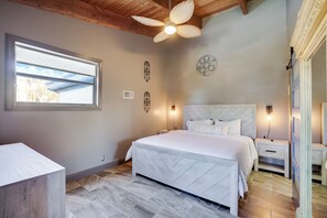 Fer et planche à repasser, accès Internet, draps fournis