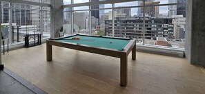 Games room - Humaniti - Furnished 1-Bedroom in Montreal (Montreal)