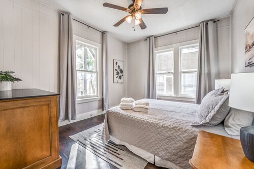 The Clearview Hideaway – Cozy & Clean