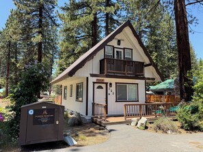 Exterior - Charming North Lake Tahoe cabin near beaches and trails. (Tahoe Vista)