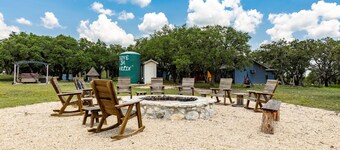 The Hitchin' Post Cabin- Texas Hill Country Western-themed cabin for 4 in the woods near Kerrville & Fredericksburg