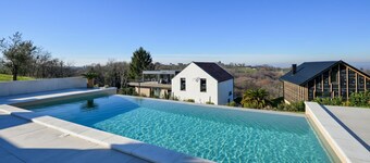 Splendida casa a Banfi con piscina privata, utilizzabile sia all'interno.