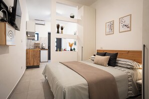 Room - Piccolina - Studio Apartment in the Center of Milazzo - (Milazzo)