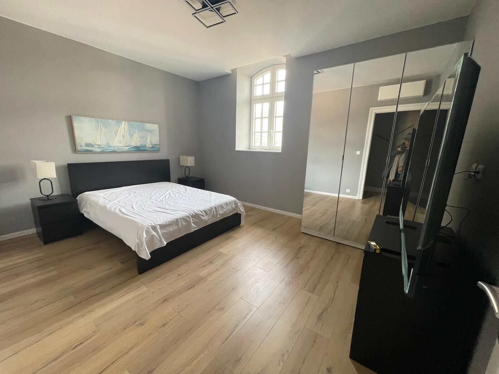 In-room safe, desk, blackout drapes, soundproofing
