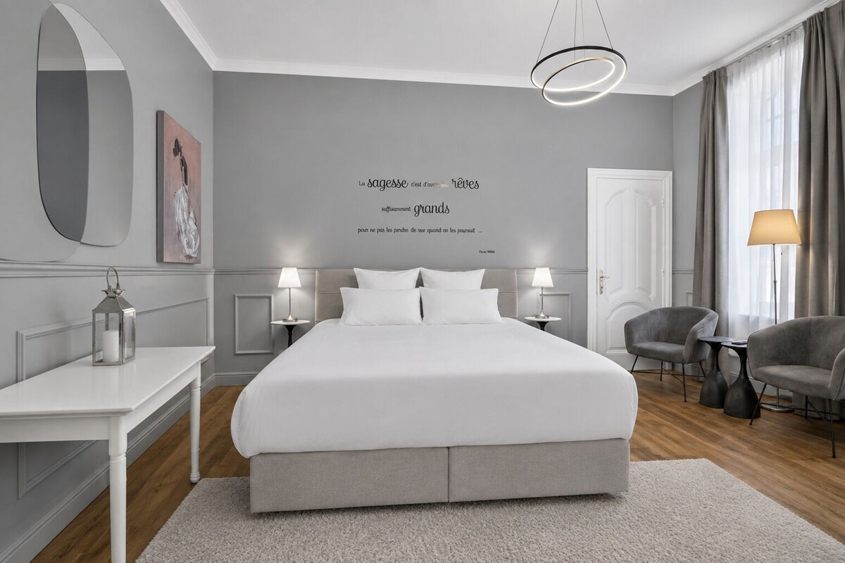 In-room safe, blackout curtains, soundproofing, free WiFi