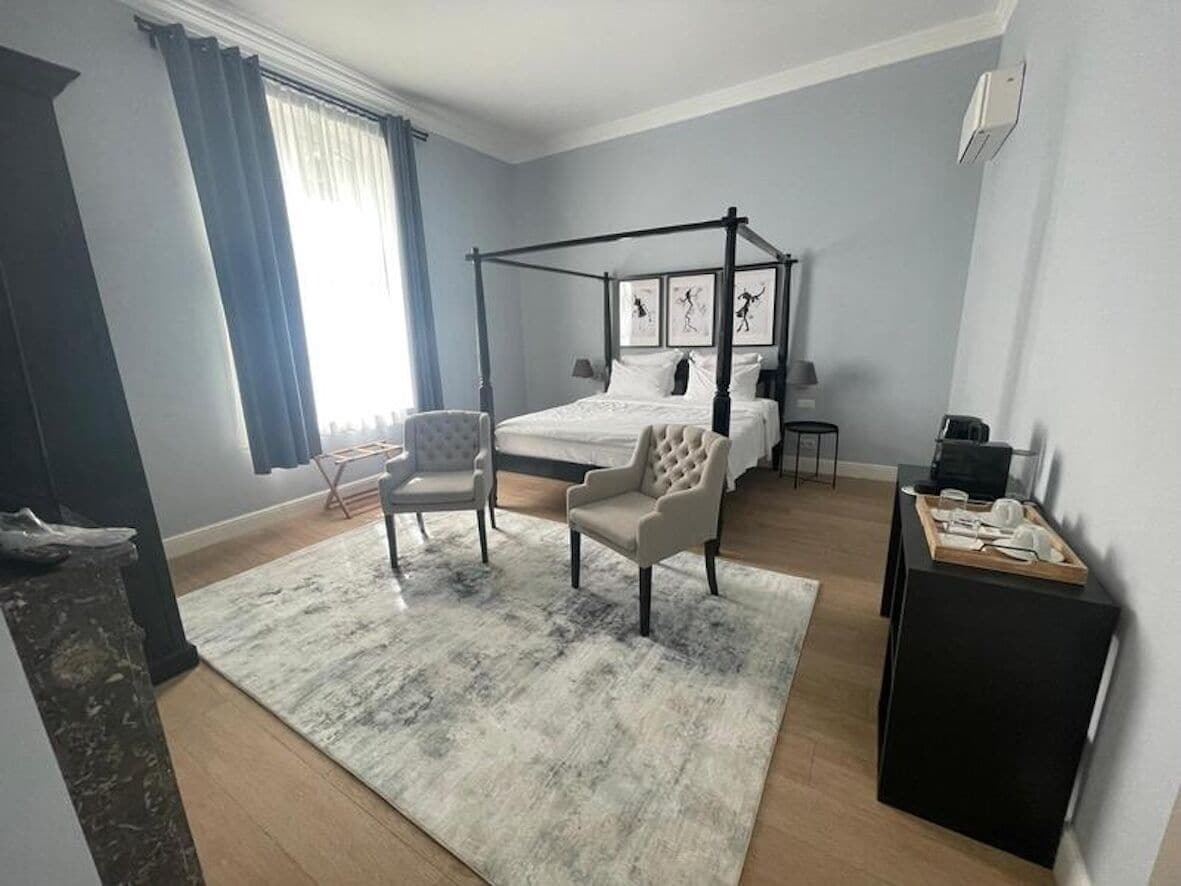 Standard Double Room | In-room safe, individually decorated, blackout drapes, soundproofing