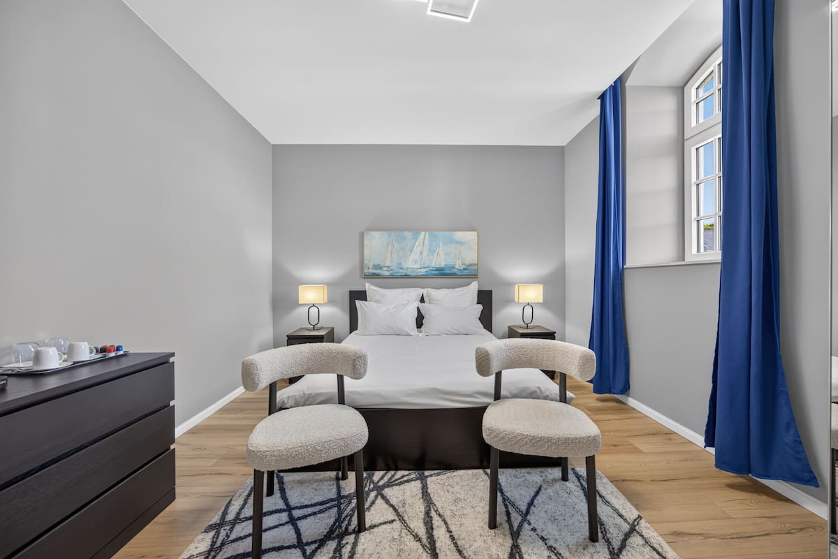 Chambre Triple Luxe (BRUME) | Coffres-forts dans les chambres, rideaux occultants