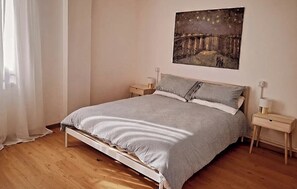 2 bedrooms, WiFi, bed sheets - The House in St. Apollonia, located in the center but is ideal for those seeking relaxation (Bologna)