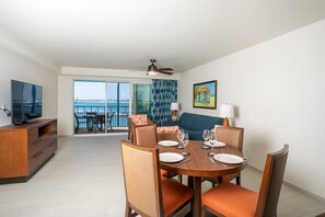 Comfort Penthouse | Living area - FLAMINGO BEACH  (Simpson Bay)