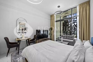 Iron/ironing board, free WiFi