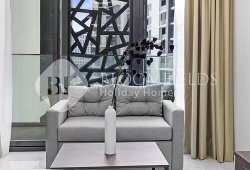 106 Bloomfields Executive STU Gate Masdr