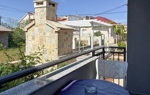 Property grounds - 1 bedroom gorgeous apartment in Vir (Vir)