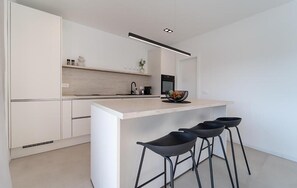 Fridge, microwave, oven, dishwasher - Awesome home in Maslenica with private swimming pool, can be inside or outside (Maslenica)