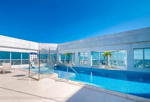 Studio in Building w/ Pool and Gym Mpz0902