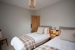 Strykejern/-brett, wi-fi og sengetøy