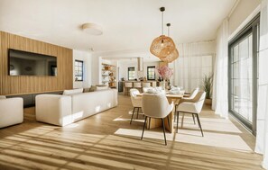 TV - Luxurious home in Nova Vas (Nova Vas)