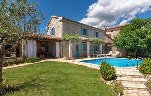 Pool - Lovely home in Sveti Lovrec with sauna (Sveti Lovrec)